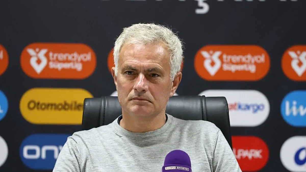 Mourinho’dan flaş sözler! VAR kararına tepki gösterdi