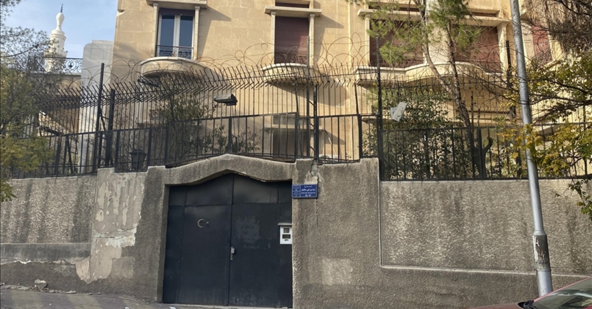 Türkiye’nin Şam’a Dönüşü: Büyükelçilik yeniden açıldı