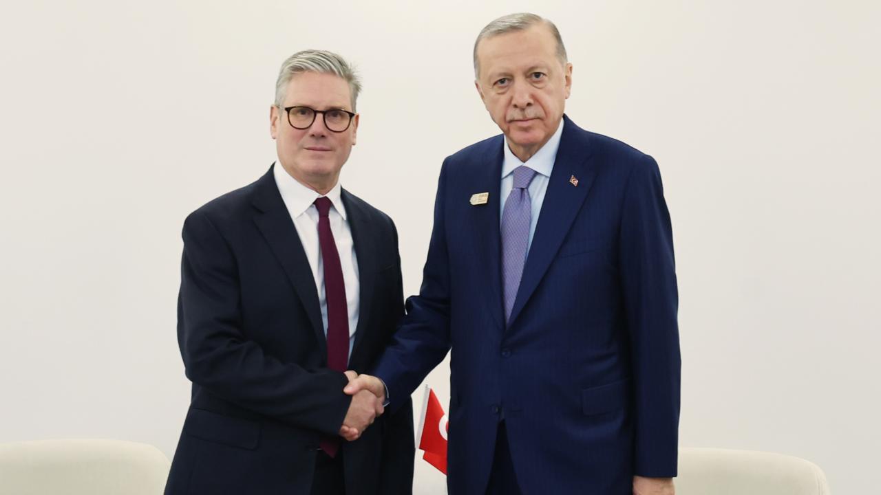 Cumhurbaşkanı Erdoğan: Türkiye, Rusya ile Ukrayna arasındaki savaşın sona ermesi için gayret gösteriyor